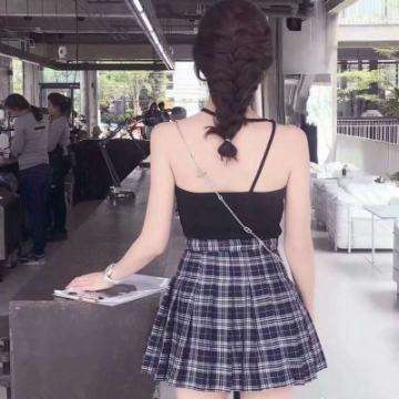 低风险产品配置升级 个股现身重仓名单 银行理财加码权益投资